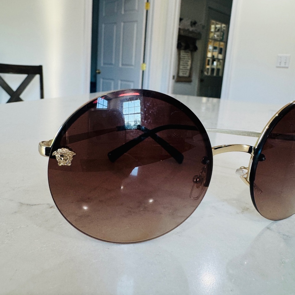 Versace Gold Frame Sunglasses with Brown Lenses - Picture 2 of 8